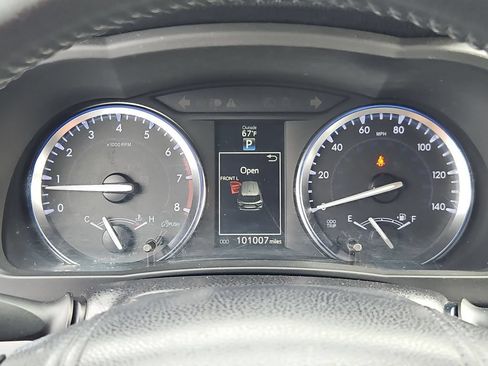 Used 2014 Toyota Highlander Limited Platinum AWD/4WD image 21