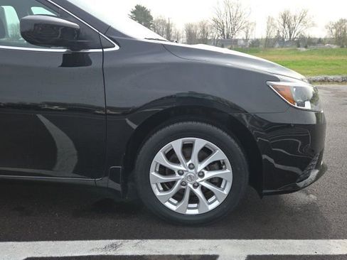 Used 2017 Nissan Sentra S w/ S Style Package image 4