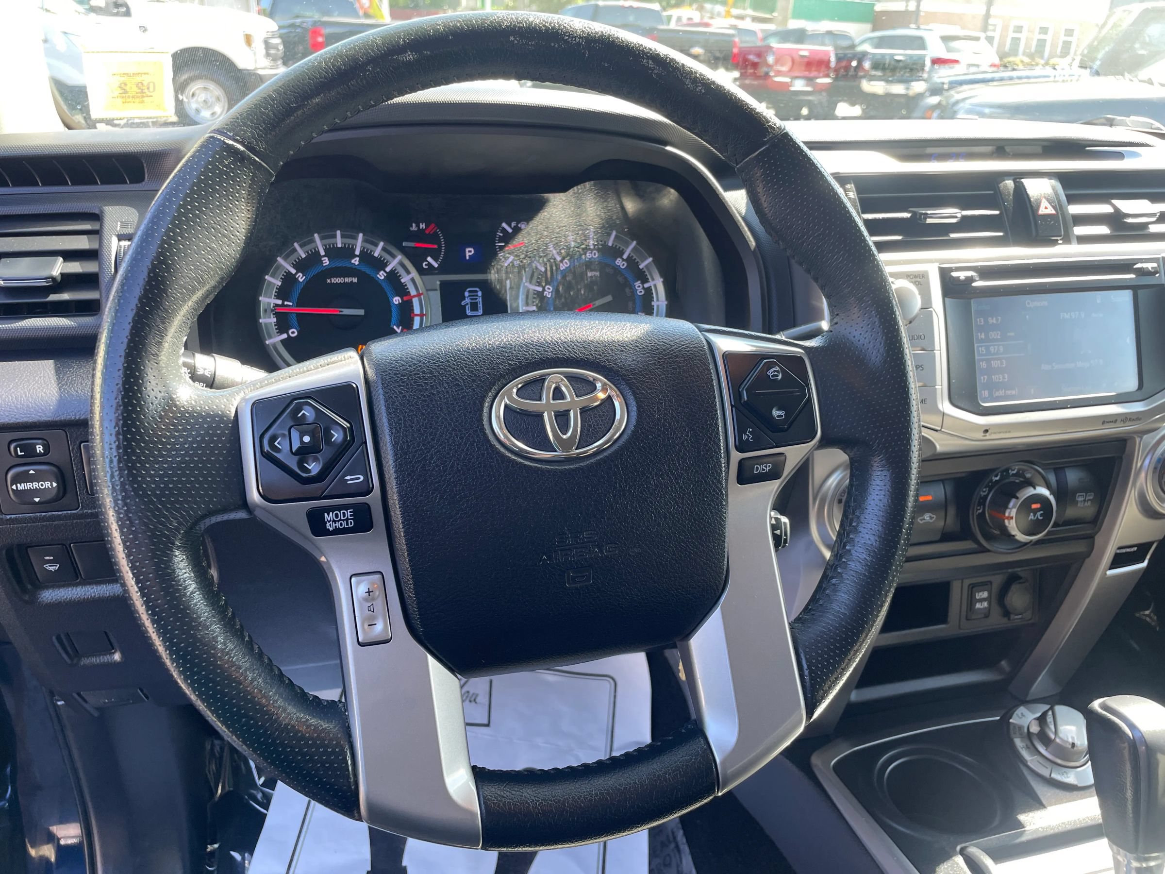 Used 2016 Toyota 4Runner SR5 AWD/4WD image 12