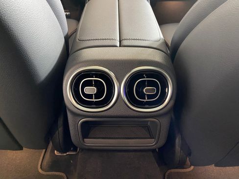 New 2026 Mercedes-Benz GLC 300 4MATIC image 28