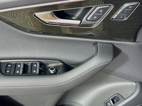 Certified 2025 Audi Q7 3.0T Premium Plus w/ Premium Plus Package image 11