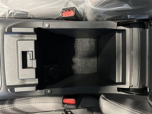 Used 2025 Subaru Legacy Premium image 22