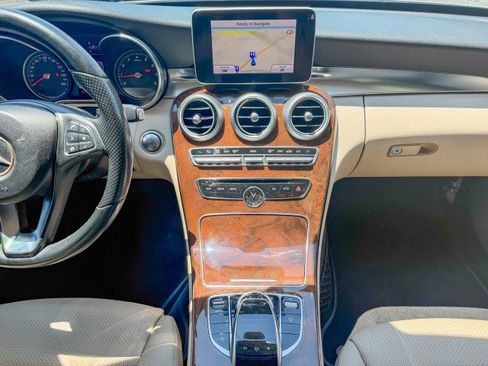 Used 2015 Mercedes-Benz C 300 Sedan image 9