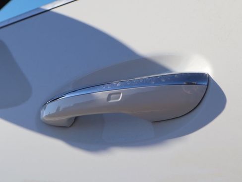New 2026 Mercedes-Benz GLC 300 4MATIC image 12