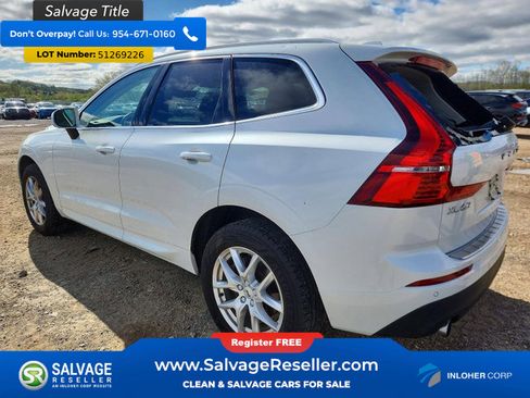 Used 2021 Volvo XC60 T6 Momentum AWD/4WD image 3