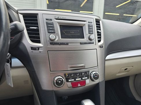 Used 2014 Subaru Outback 2.5i Premium w/ Moonroof Package image 20