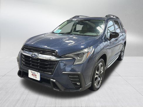 Certified 2024 Subaru Ascent Limited image 3