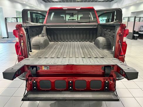 Used 2023 Chevrolet Silverado 1500 RST w/ Convenience Package II AWD/4WD image 11