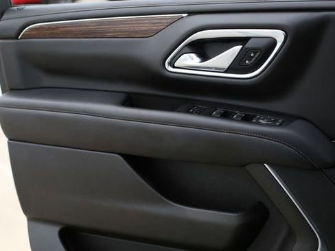 Used 2021 Chevrolet Tahoe High Country image 11