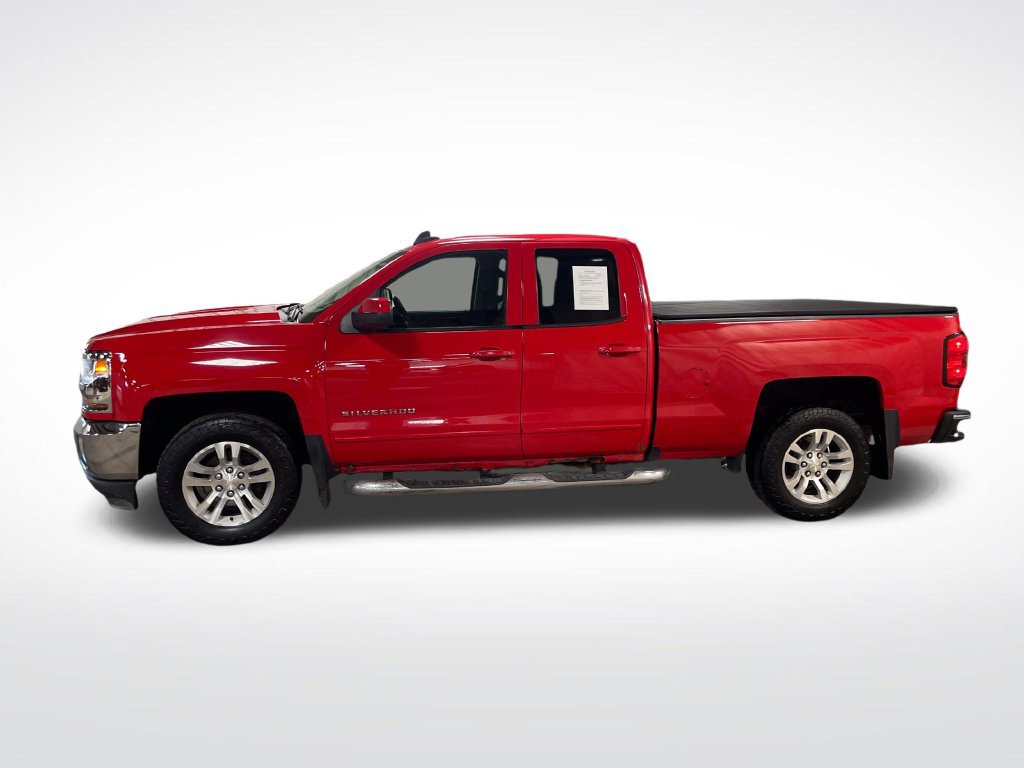 Used 2017 Chevrolet Silverado 1500 LT w/ All Star Edition AWD/4WD image 2