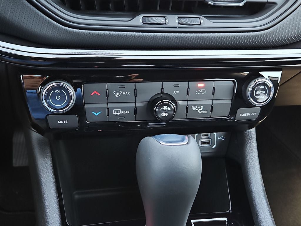 New 2026 Jeep Compass Latitude AWD/4WD image 27