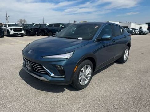 New 2026 Buick Envista Preferred w/ Advanced Safety Package FWD image 4