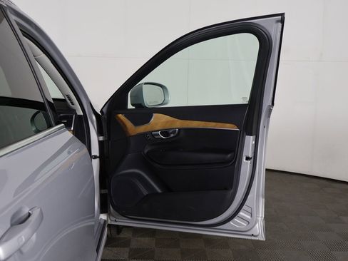 Used 2023 Volvo XC90 B6 Core w/ Climate Package AWD/4WD image 23