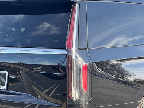 Certified 2024 Cadillac Escalade ESV Premium Luxury Platinum image 54