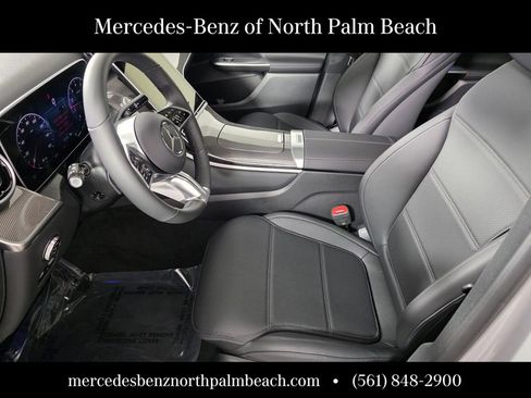 New 2026 Mercedes-Benz GLC 300 image 7