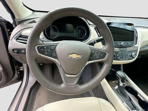 Used 2024 Chevrolet Malibu LT FWD image 12
