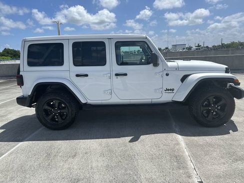 Used 2021 Jeep Wrangler Unlimited Sahara image 21
