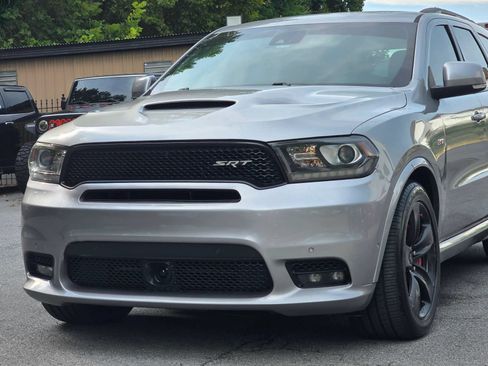 Used 2018 Dodge Durango SRT w/ Technology Group AWD/4WD image 2
