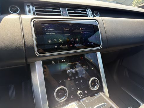 Used 2020 Land Rover Range Rover HSE AWD/4WD image 19
