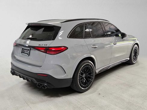 Used 2025 Mercedes-Benz GLC 43 AMG 4MATIC image 3