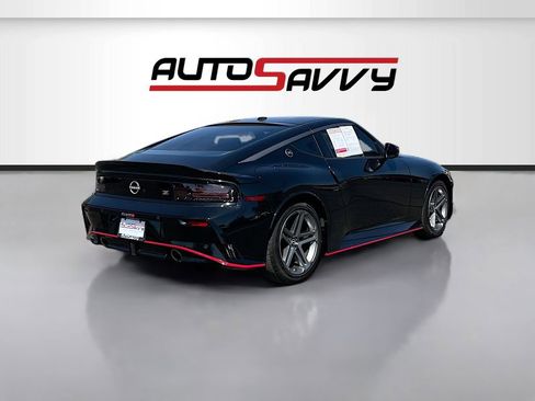 Used 2025 Nissan Z NISMO w/ Floor Mat Package RWD image 7