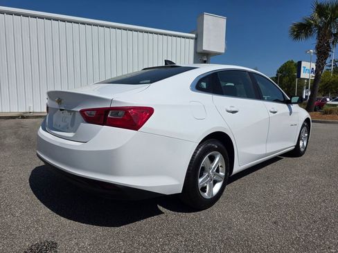 Used 2023 Chevrolet Malibu LS FWD image 4