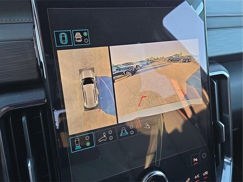 New 2026 GMC Acadia AT4 image 18