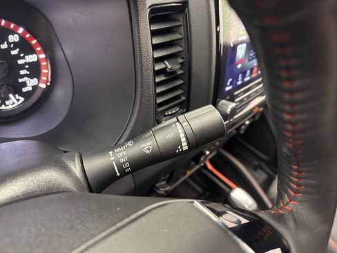 Used 2022 Nissan Frontier PRO-4X AWD/4WD image 22