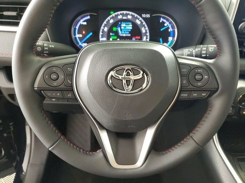 Used 2025 Toyota RAV4 SE image 21