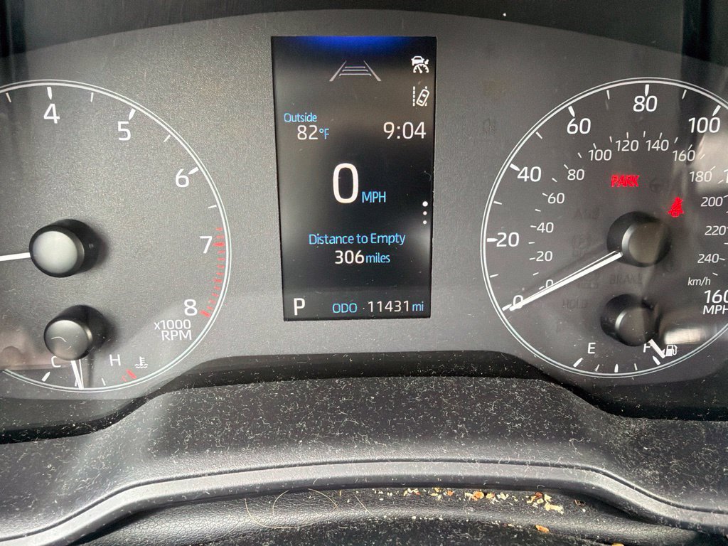 Used 2024 Toyota Corolla LE FWD image 6