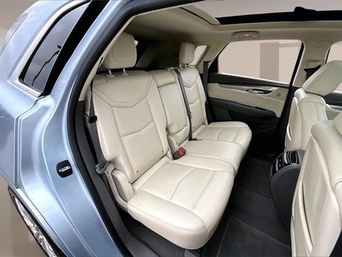 Used 2017 Cadillac XT5 Premium Luxury image 29