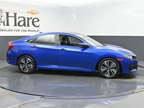 Used 2018 Honda Civic EX-T image 1