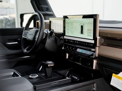 Used 2024 GMC Hummer EV 3X w/ Extreme Off-Road Package image 9