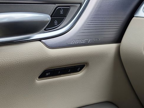 Certified 2021 Cadillac XT5 Premium Luxury image 36