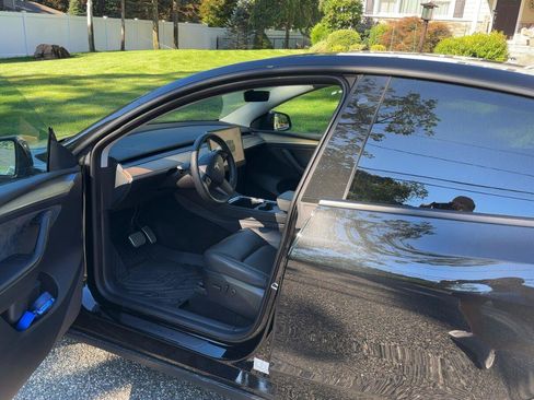 Used 2023 Tesla Model Y Long Range AWD/4WD image 6