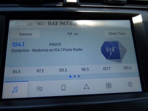 Used 2017 Ford Fusion Titanium FWD image 25