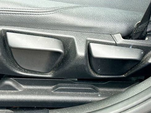 Used 2018 BMW 320i Sedan RWD image 24