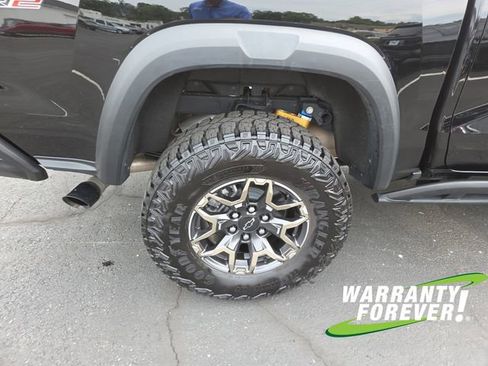 Used 2024 Chevrolet Colorado ZR2 w/ ZR2 Convenience Package III AWD/4WD image 21