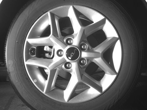 Used 2025 Kia Soul LX w/ LX Technology Package FWD image 15