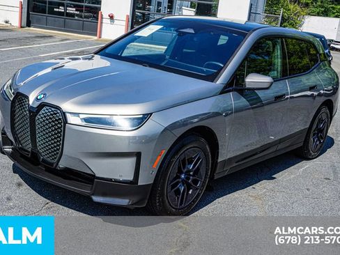 Used 2024 BMW iX xDrive50 w/ Convenience Package AWD/4WD image 15