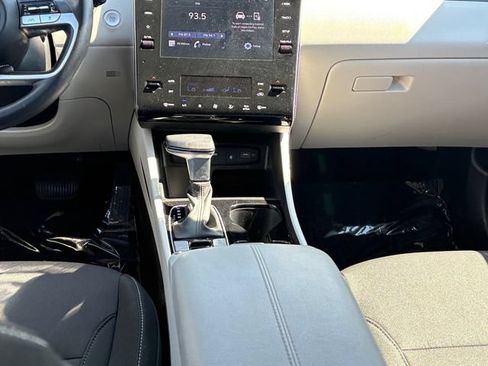 Used 2024 Hyundai Tucson SEL FWD image 17