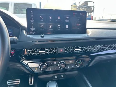 Used 2024 Honda Accord Sport image 9