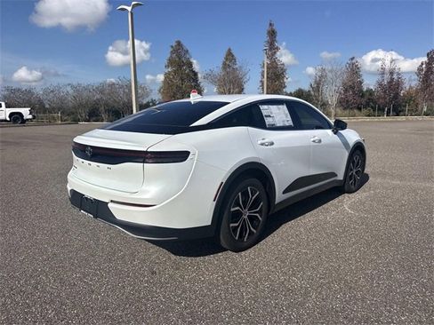 New 2026 Toyota Crown XLE image 4