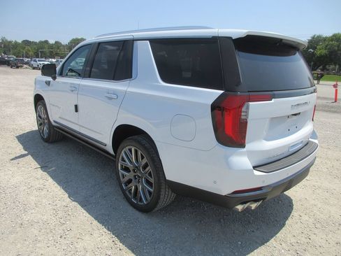 New 2026 GMC Yukon Denali Ultimate AWD/4WD image 6