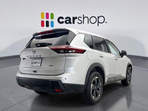 Used 2025 Nissan Rogue SV AWD/4WD image 5