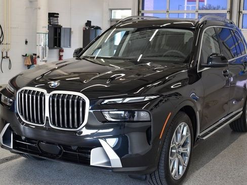 New 2026 BMW X7 xDrive40i image 9