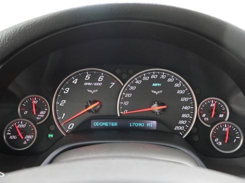 Used 2008 Chevrolet Corvette Convertible w/ Preferred Equipment Group RWD image 11