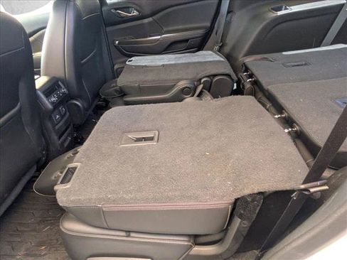 Used 2018 GMC Acadia SLT w/ LPO, Floor Liner Package AWD/4WD image 12