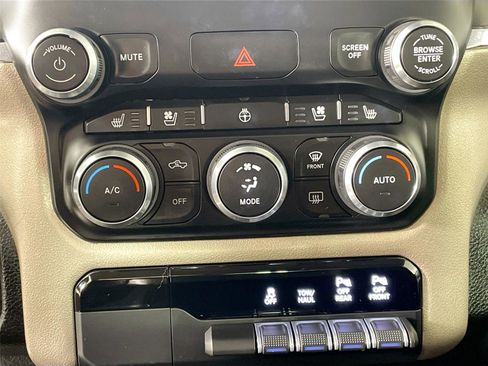 Used 2022 RAM 1500 Laramie image 16