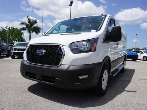 Used 2025 Ford Transit 250 Low Roof w/ Exterior Upgrade Package RWD image 22